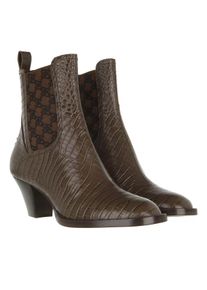Fendi Boots & Stiefeletten - Karligraphy Heeled Ankle Boots Leather - in braun - Boots & Stiefeletten für Damen