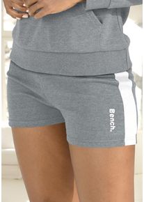 BENCH. LOUNGEWEAR Relaxshorts mehrfarbig Gr. 32/34 für Damen. Mit Kordelzug, Logoschriftzug. Bequem. Nachhaltig.