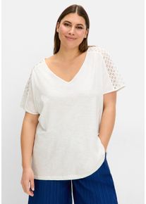 Große Größen Shirt mit Spitze und V-Ausschnitt, aus Flammgarnjersey Gr. 44/46 beige von sheego für Damen