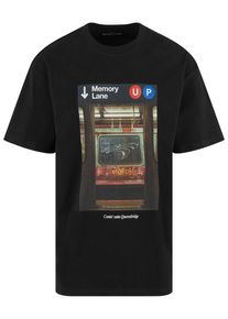 Herren T-Shirt "Upscale by Mister Tee Memory Lane Oversize Tee", schwarz, casual, Gr. M, UPSCALE BY MISTER TEE, bedruckt, 100% Baumwolle, Shirts
