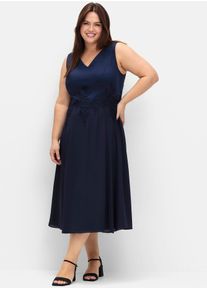 Cocktailkleid sheego "Cocktailkleid", Damen, Gr. 44, Normalgr&ouml;&szlig;en, blau (marine), 97% Baumwolle, 3% Elasthan, unifarben, knielang, V-Ausschnitt, Kleider Cocktailkleid