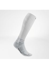 Sportsocken Bauerfeind "RUN PERFORMANCE COMPRESSION SOCKS", Damen, Gr. 46-49, wei&szlig;, s, Obermaterial: 77% Polyamid, 18% Polypropylen, 5% Elasthan, Socken Sportsocken, Laufsocken mit Kompression