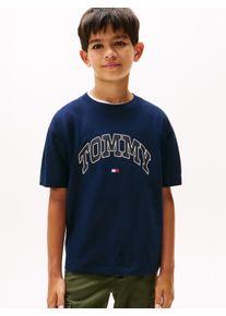 T-Shirt Tommy Hilfiger "VARSITY RAISED PRINT TEE SS", Jungen, Gr. 14 (164), blau (schwarz night navy), Single Jersey, Obermaterial: 100% Baumwolle, unifarben, regular fit normal, Rundhals, eingesetzt gerader Abschluss, Shirts T-Shirt, Kinder bis 16 Jahre