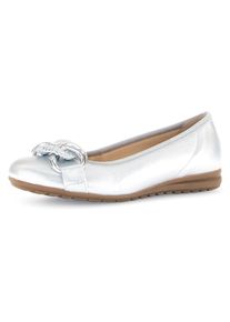 Ballerina Gabor "FLORENZ", Damen, Gr. 42, silber (silberfarben), Glattleder, metallic, Schuhe Ballerina, Keilabsatz, Businessschuh, Halbschuh, Schlupfschuh mit Zierkette
