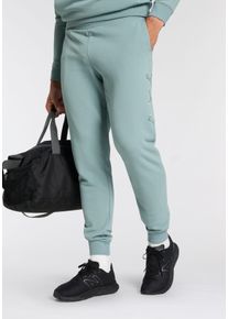 Trainingshose Puma "ESS LOGO LAB EXECUTION SWEATPANTS TR CL", Herren, Gr. M, N-Gr, gr&uuml;n (gr&uuml;n moon), Sweatware, Obermaterial: 68% Baumwolle, 32% Polyester, bedruckt, regular fit normal, Hosen Trainingshose, mit Eingrifftaschen, Jogginghose, Sweathose, regular fit