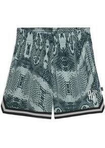 Sporthose Puma "Puma HOOPS x HARRY POTTERTM Shorts Damen", Damen, Gr. L, Normalgr&ouml;&szlig;en, gr&uuml;n (gr&uuml;n terrain aop), Obermaterial: 100% Polyester; Futter: 100% Polyester; Taschenfutter: 100% Polyester; Seitentasche &ndash; Oben: 100% Polyester, bedruckt, relaxed fit, Hosen Sporthose