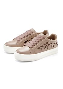 Sneaker Lascana, Damen, Gr. 38, grau (taupe), Obermaterial: 100% Lederimitat. Decksohle: 100% Lederimitat. Futter: 100% Lederimitat. Laufsohle: 100% Synthetik, unifarben, Basic, Schuhe Sneaker, mit kleinen Cut-Outs, Schn&uuml;rhalbschuhe, Freizeitschuhe VEGAN
