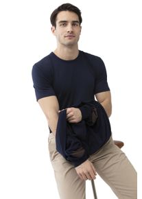 T-Shirt Mey "Hybrid", Herren, Gr. M, blau (yacht blau), Jersey, Obermaterial: 57% Baumwolle, 38% Polyester, 5% Elasthan, k&ouml;rpernah h&uuml;ftlang, Rundhals, Shirts T-Shirt, Geruchshemmend, Atmungsaktiv, Anti-Schwei&szlig;fleck