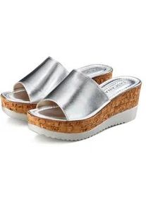 Pantolette Lascana "Sommerschuh", Damen, Gr. 40, silber (silberfarben), Obermaterial: 100% Ziegenleder. Decksohle: 100% Ziegenleder. Futter: 100% Synthetik. Laufsohle: 100% Synthetik, mehrfarbig, metallic, Schuhe Pantolette, Mule, Sandale, offener Schuh aus Leder mit Keilabsatz