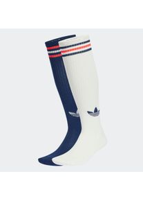 Sportsocken adidas originals "3-STREIFEN KNIESTR&Uuml;MPFE, 2 PAAR", Herren, Gr. S (37/39), wei&szlig; (sanftes wei&szlig;, night indigo), Obermaterial: 56% Baumwolle, 40% Polyester, 3% Elasthan, 1% sonstige Fasern, Socken Sportsocken, f&uuml;r sportive Aktivit&auml;ten und Laufen, vom Fu&szlig;ball inspirierte Details