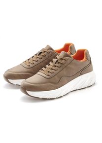 Sneaker John Devin "Schn&uuml;rschuh, Freizeitschuh, Schn&uuml;rhalbschuh, Halbschuh, Turnschuh", Herren, Gr. 40, braun, Obermaterial: 100% Lederimitat. Decksohle: 100% Textilmaterial. Futter: 100% Textilmaterial. Laufsohle: 100% Synthetik, unifarben mit Farbeinsatz, Basic, Schuhe Sneaker, mit kontrastfarbenem Innenfutter Unisex VEGAN, Topseller