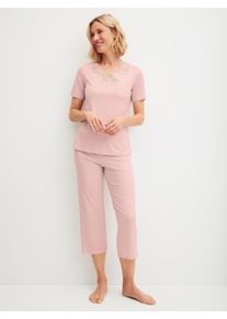 Capri-Pyjama Calida "Elegant Dreams", Damen, Gr. XS (36/38), peach rose, Single Jersey, Obermaterial: 95% Modal (TENCEL&trade;), 5% sonstige Fasern, bequem 7/8-L&auml;nge, V-Ausschnitt, Homewear-Sets Capri-Pyjama, aus weicher Single-Jersey-Qualit&auml;t, 7/8-Hose, Spitze, Kurzarm