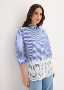 bonprix Oversize-Bluse mit Lochstickerei, blau, Gr.44, Oversize-Bluse aus reiner Baumwolle mit Lochstickerei am Saum und Knopfleiste vorne, aus 100% Baumwolle