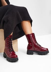 bonprix Schn&uuml;rboots in Lack-Optik, rot, Gr.40, L&auml;ssiger Schn&uuml;r Boot in Lackoptik, aus Vegan