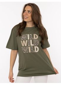 T-Shirt Zwillingsherz "Wild Wild Wild", Damen, Gr. M, khaki, Web, Obermaterial: 95% Baumwolle, 5% Elasthan, Basic h&uuml;ftlang, Rundhals, gerader Abschluss, Shirts T-Shirt, gro&szlig;er, gestickter Schriftzug mit Leomuster, Rundhals