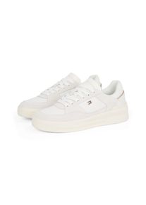 Plateausneaker Tommy Hilfiger "ESSENTIAL BASKET SNEAKER", Damen, Gr. 35, beige (ecru), Leder, Lederimitat, Textil, Schuhe Plateausneaker, Freizeitschuh, Halbschuh, Schn&uuml;rer mit Logoflaggen-Emblem
