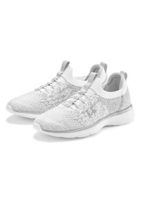 Sneaker Lascana "Slipper, Halbschuh, Turnschuhe, Slip-On-Sneaker", Damen, Gr. 42, grau, Obermaterial: 100% Textilmaterial. Decksohle: 100% Textilmaterial. Futter: 100% Textilmaterial. Laufsohle: 100% Synthetik, unifarben mit Farbeinsatz, Basic, Schuhe Sneaker, bequem zum Reinschl&uuml;pfen mit elastischen Schn&uuml;rb&auml;ndern Unisex VEGAN