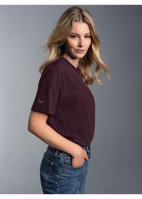 T-Shirt TRIGEMA "TRIGEMA T Shirt aus Biobaumwolle", Damen, Gr. L, lila (aubergine, c2c), Single Jersey, 100% Baumwolle (Bio-Baumwolle kbA), Basic, lang, Rundhals, Shirts T-Shirt