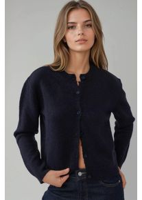 Rundhals-Strickjacke mit weichem Griff