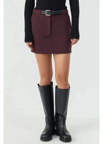 Hochtaillierte Mini-Shorts