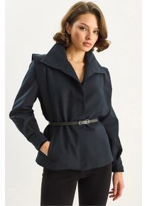 Jacke mit G&uuml;rtel und Schulterdetails