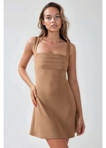 Gerafftes Kleid mit quadratischem Ausschnitt und Mini-L&auml;nge