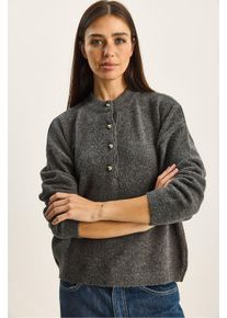 Knopfkragen Strickpullover