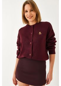 Bestickter Knopfleiste-Rippstrickcardigan