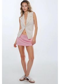 Tief geschnittene Mini-Shorts