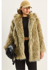 Faux-Fur-Mantel