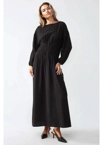 Lang&auml;rmliges Maxikleid mit Rundhalsausschnitt