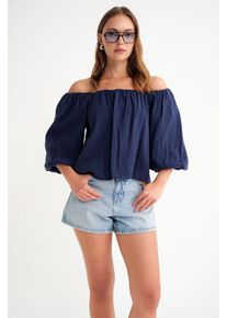 Modal-Mischbluse mit Madonna-Kragen und R&uuml;schendetails