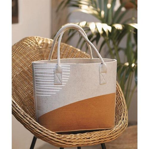 4260772028244 - Dekoleidenschaft - Tasche Beige aus Filz bedruckt große Einkaufstasche Filztasche Shopper Tragetasche