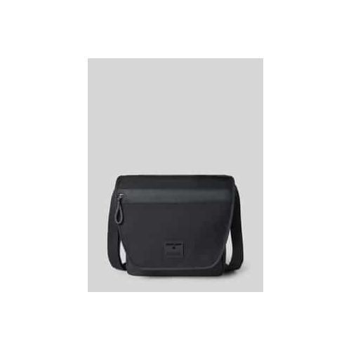 4048835102090 - Umhängetasche mit Label-Patch Modell NORTHWOOD RS DORIAN 4048835102090 - Umhängetasche mit Label-Patch Modell NORTHWOOD RS DORIAN