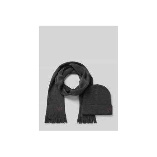 4035419573131 - Set aus Schal und Mütze mit Label-Stitchings